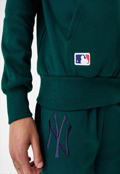 هودي اخضر غامق