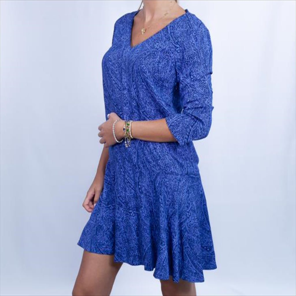 فستان فوق الركبة