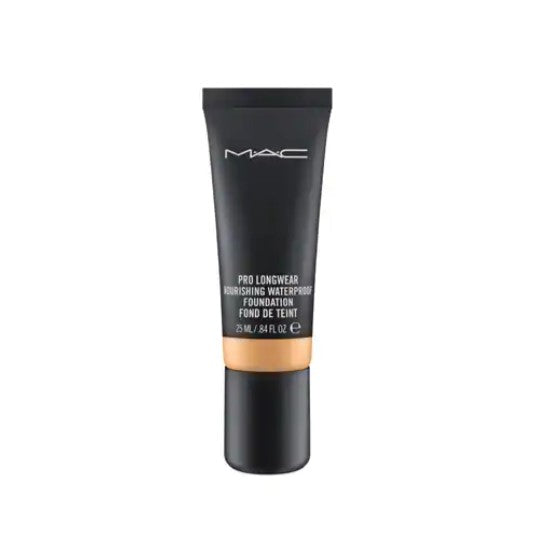 Nourishing and waterproof foundation