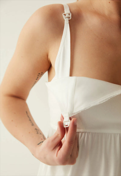 طقم بيجاما للحوامل باللون الأبيض