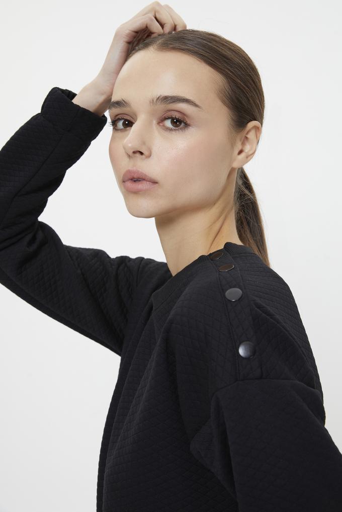 بلوزة فوتر قصيرة