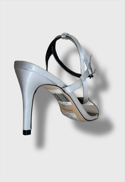 صنادل كعب عالي