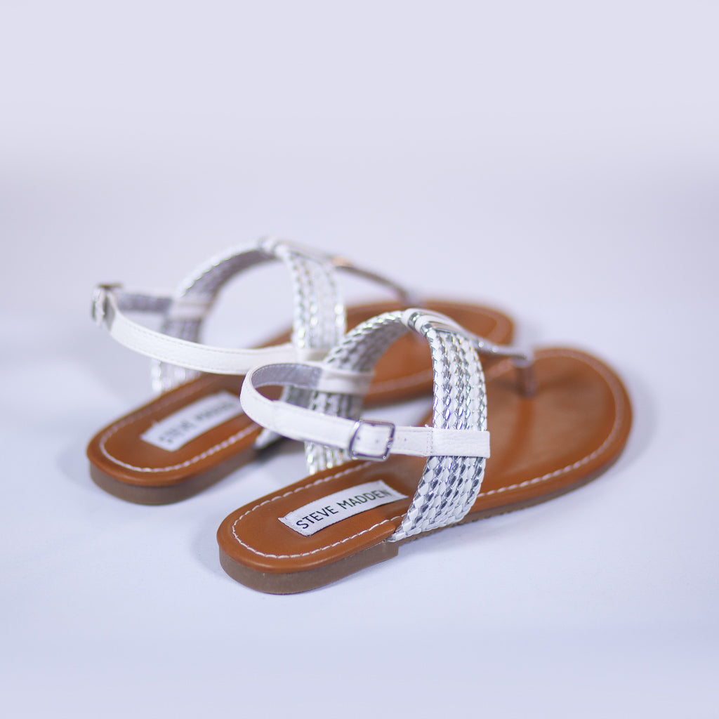 Casual Sandal with Buckle Strap