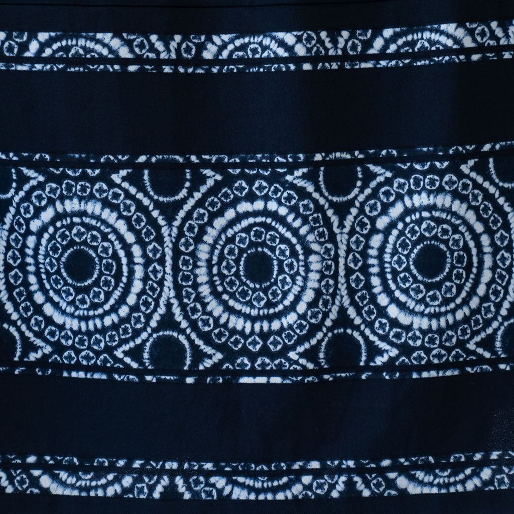 فستان ماكسي بحافة مطبعة