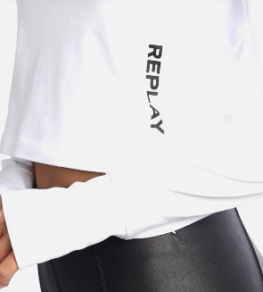 بلوزة قصيرة