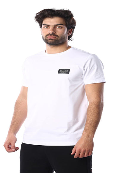 تي شيرت أبيض