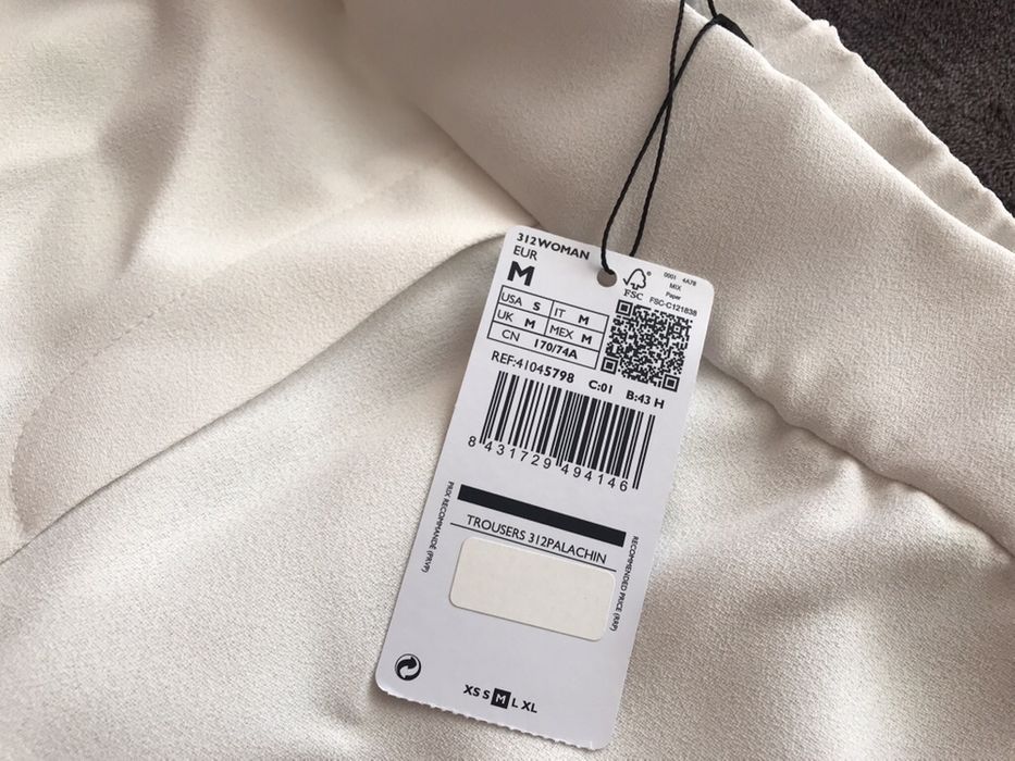 Regular fit trousers