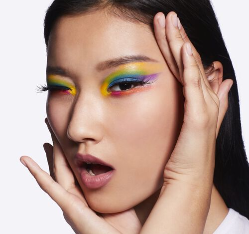 ظلال العيون x12