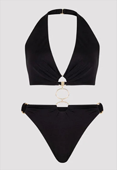 ملابس سباحة