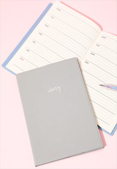 كتاب مرتبط بالغرز مع تقويم (رمادي)