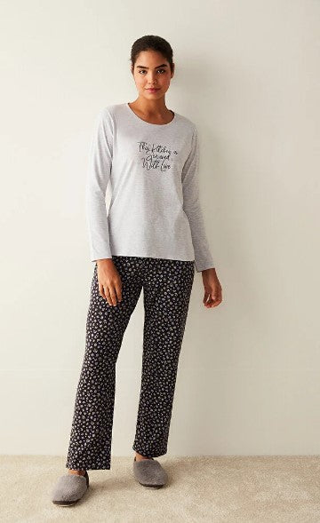 ملابس للنوم