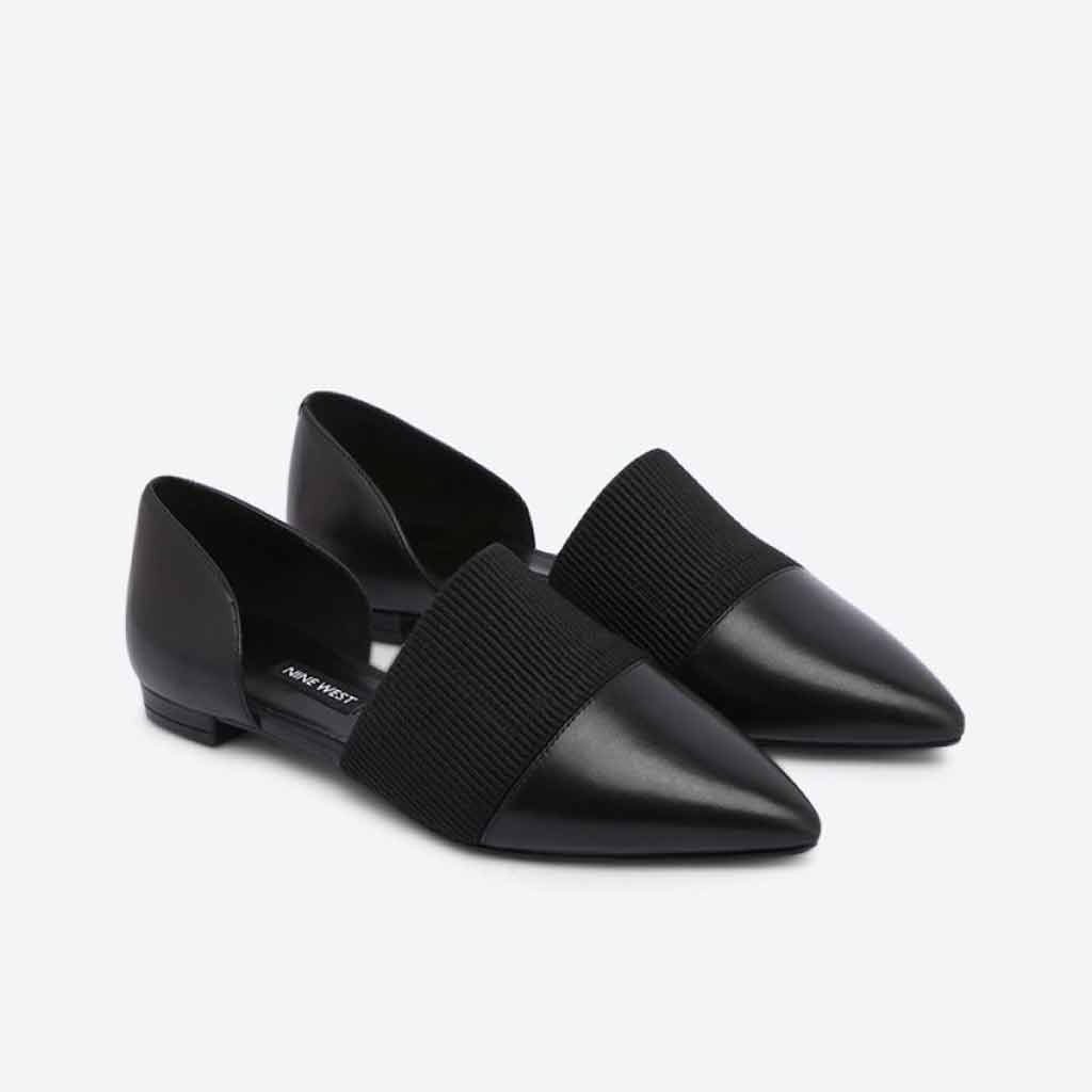 حذاء مدبب عصري