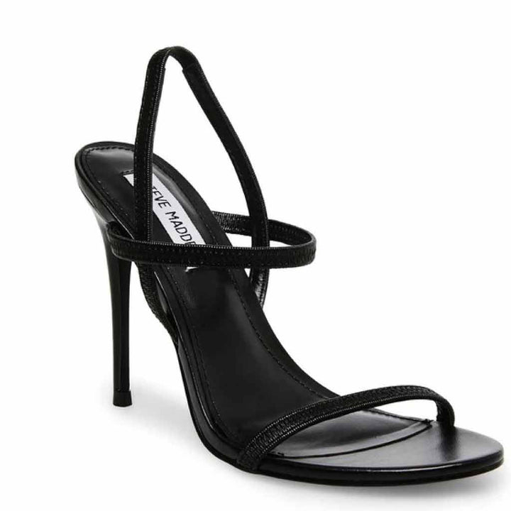 حذاء بكعب عالي