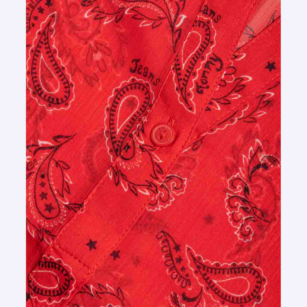 بلوزة بدون أكمام