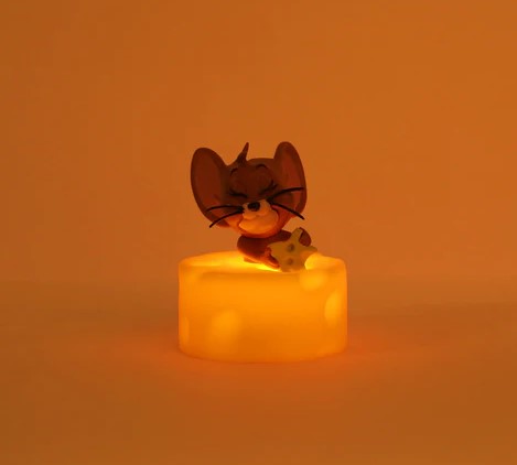 توم وجيري أحب مجموعة الجبن LED نموذج مجسم مضيء