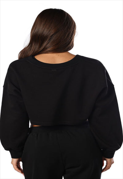 بلوزة قصيرة