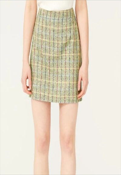 تنورة قصيرة