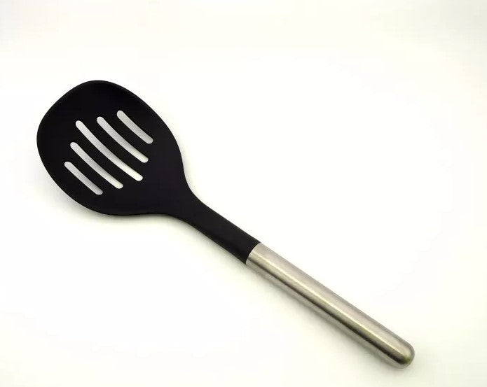 ملعقة نايلون مثقبة يد استانلس ستيل - سلطام