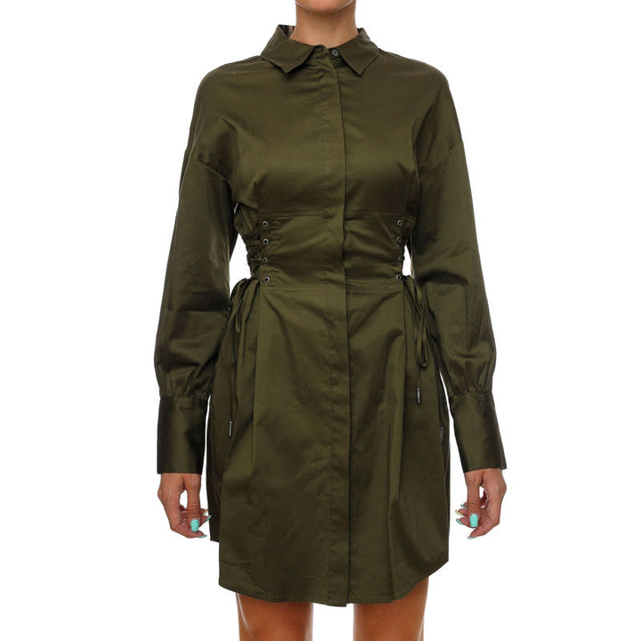 فستان بأكمام