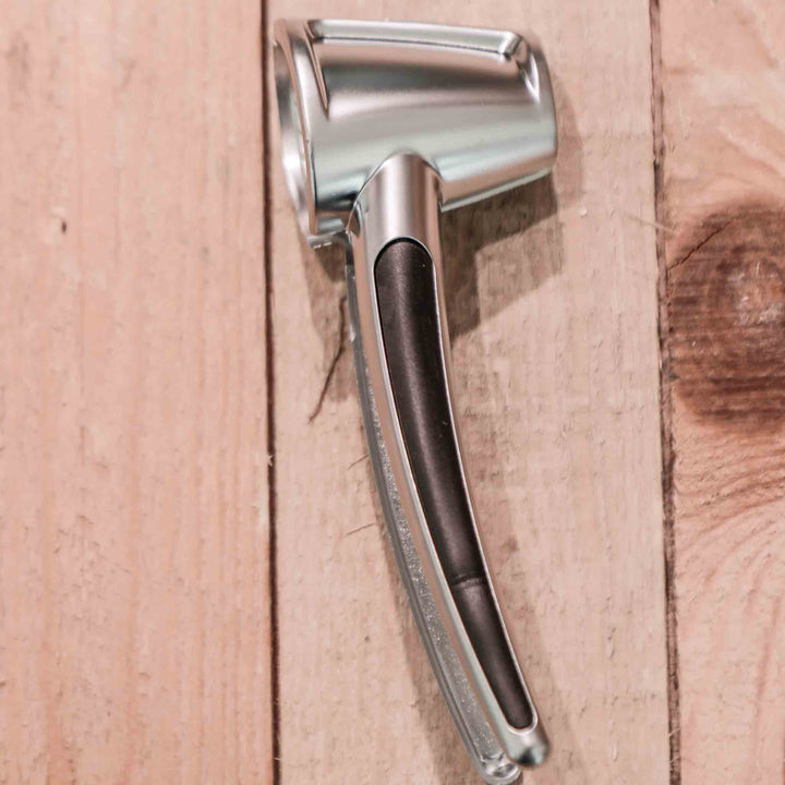 كسارة البندق الألومنيوم