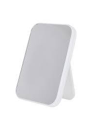 مرآة طاولة مستطيلة بسيطة