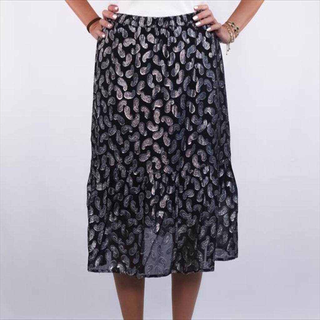 تنورة منقشة