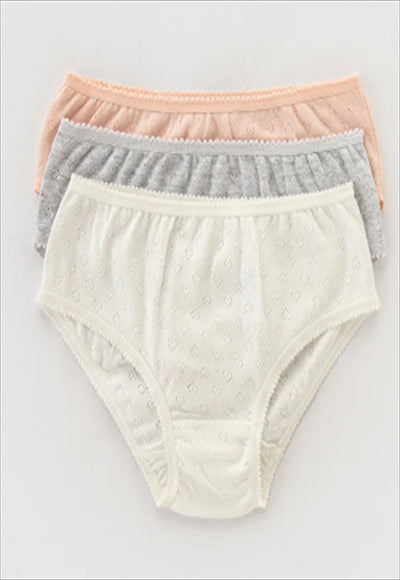 ملابس داخلية