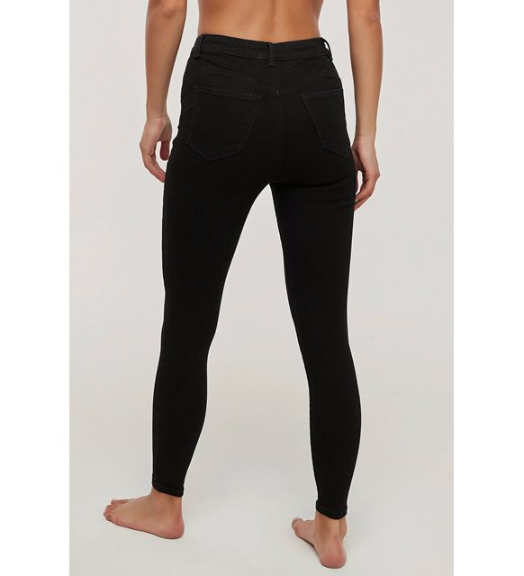 بنطال دفع ضيق