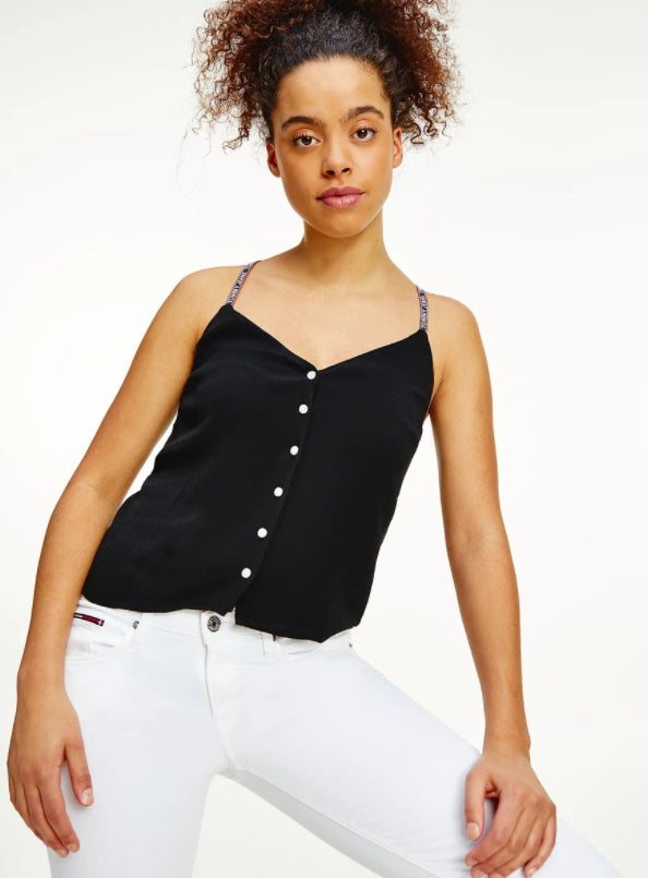 بلوزة بدون اكمام