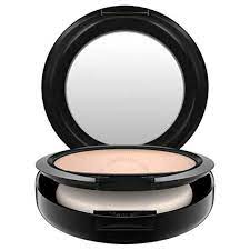 STUDIO FIX POWDER PLUS Foundation