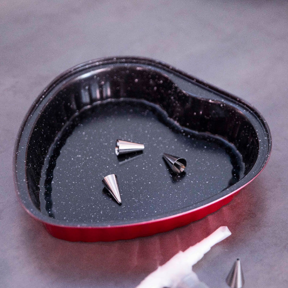 علبة الخبز (2) جزء من قالب قلب ومجموعة رش من الصلب الكربوني