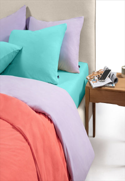 Mattress cover with elastic