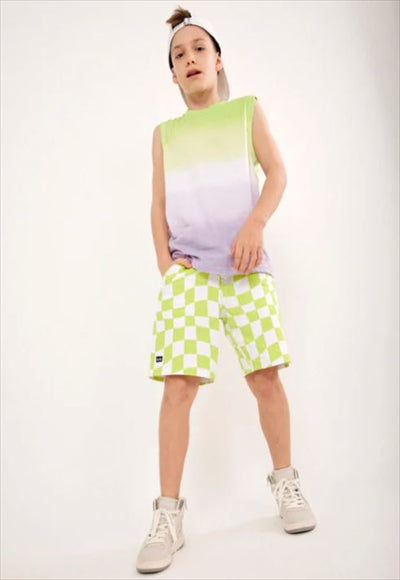 بلوزة بلا أكمام