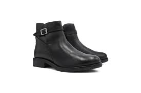 حذاء جلد شتوي