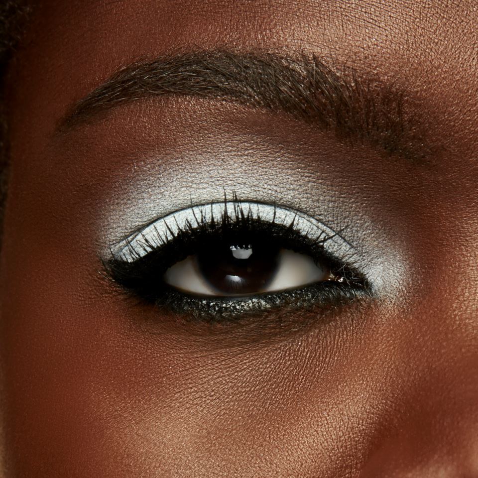 Eye primer / Creamy shadow