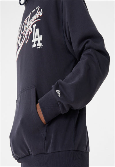 بلوزة باكمام طويلة