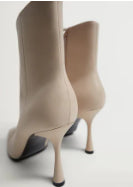 حذاء شتوي بكعب