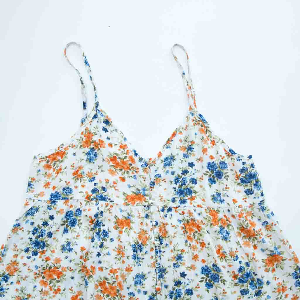 بلوزة بلا اكمام