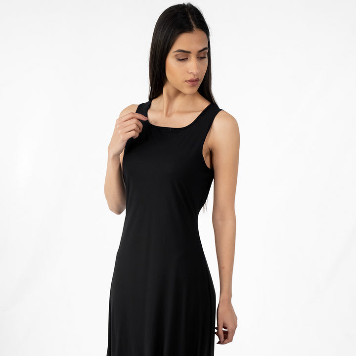 فستان ماكسي بياقة مربعة