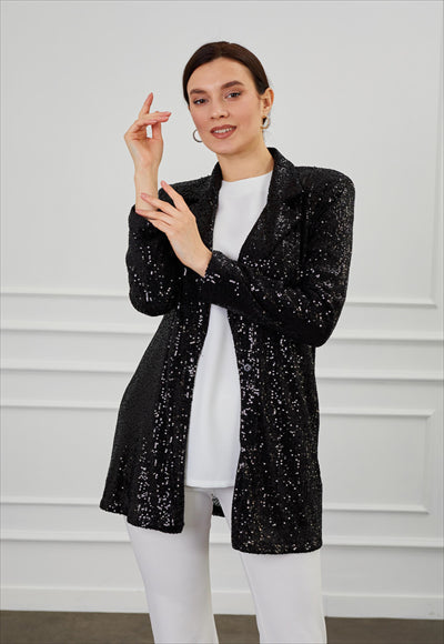 جاكيت مزين بالترتر