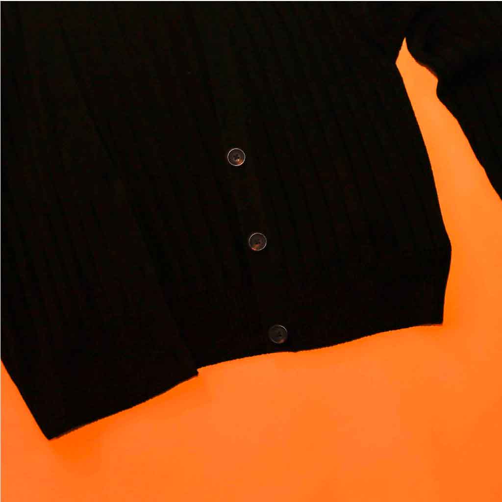 كنزة مفتوحة