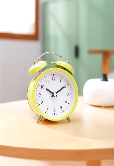 ساعة منبه كلاسيكية (أصفر)