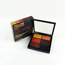 Palette of concealer and concealer