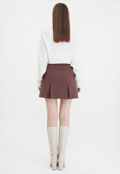 تنورة قصيرة