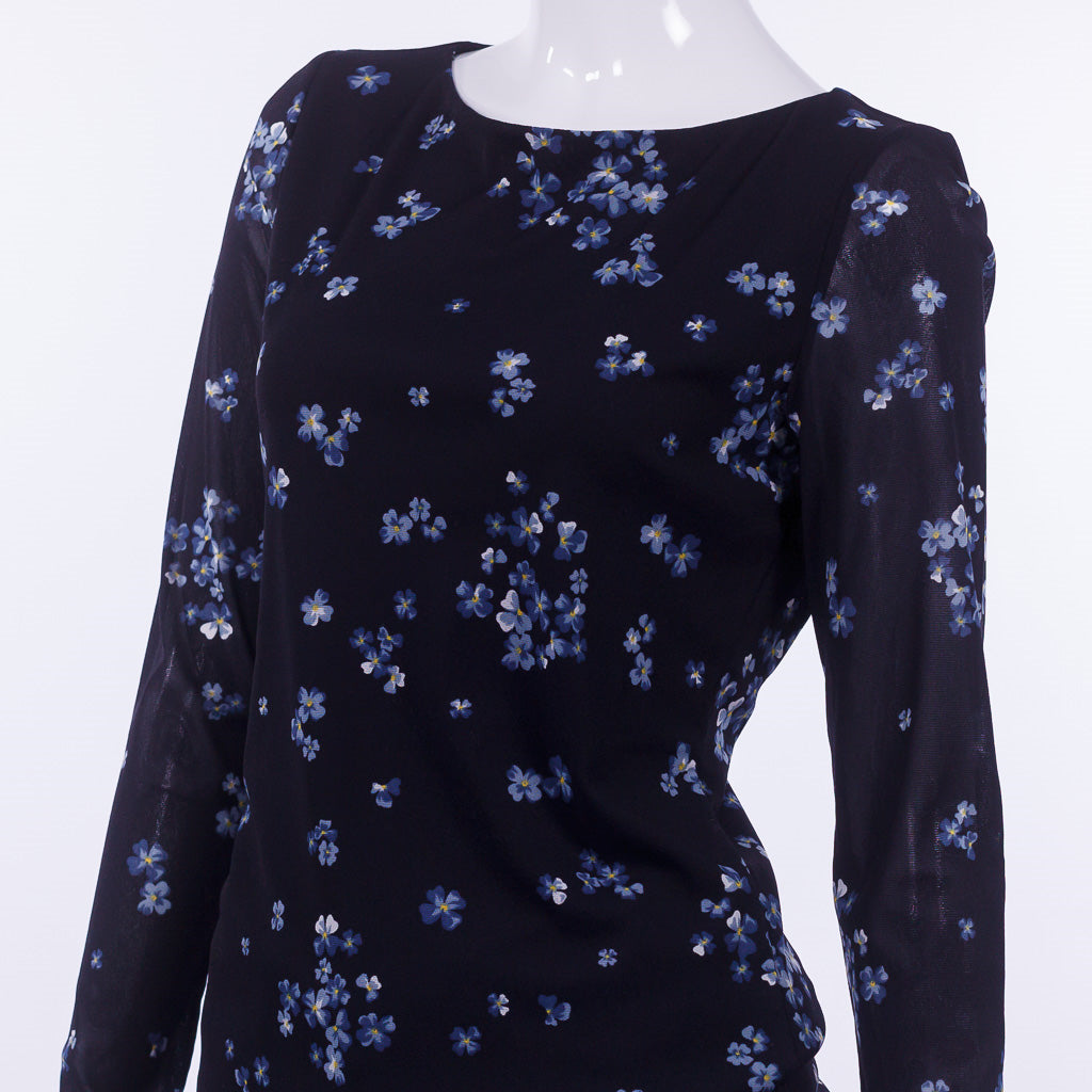 بلوزة بطباعة أزهار