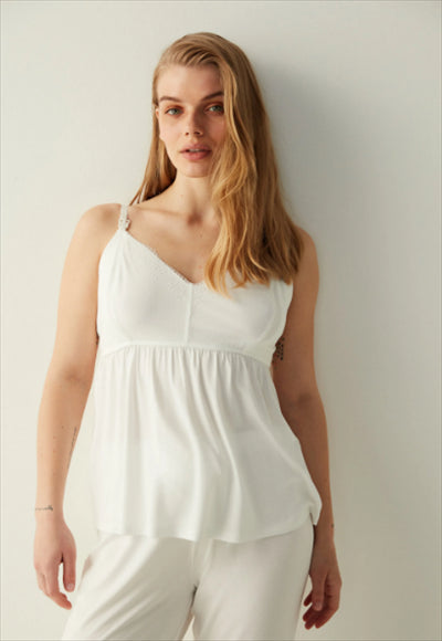 طقم بيجاما للحوامل باللون الأبيض