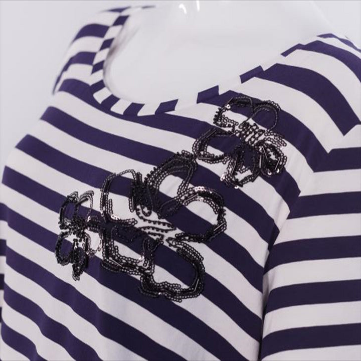 بلوزة مخططة