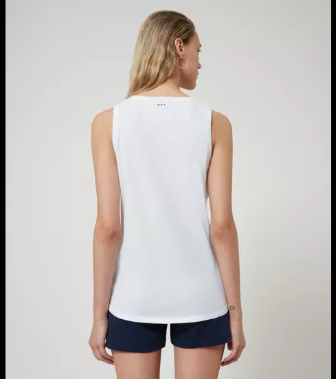 بلوزة بدون أكمام