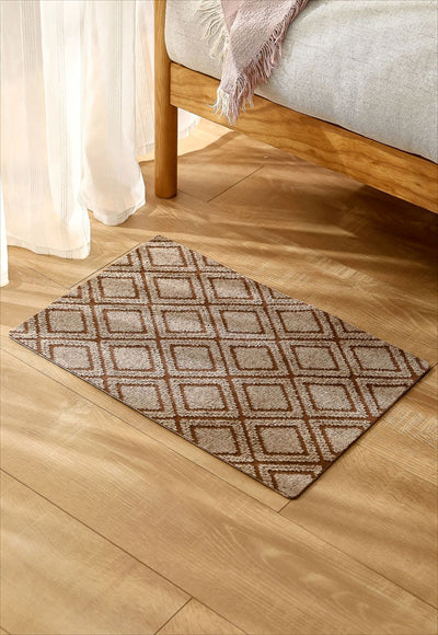 Diamond-patterned area rug (khaki)