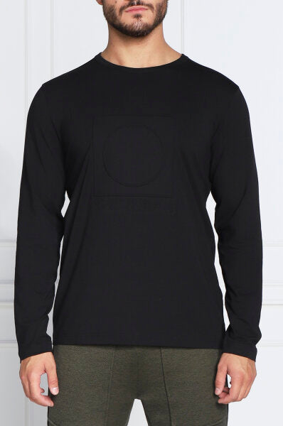 بلوزة خفيفة